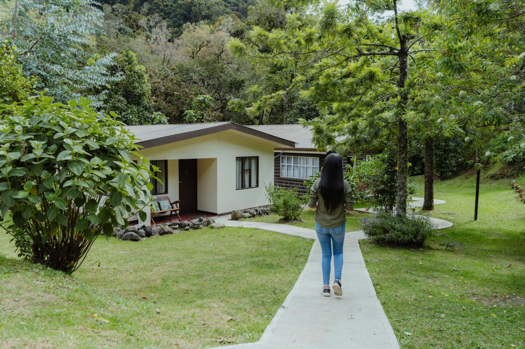 Cabinas El Quetzal San Gerardo de Dota Exterior foto